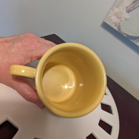 Fiesta Coffee Cup Mug Yellow Ring Handle USA & Stamped HLC in EUC - Picture 4 of 5